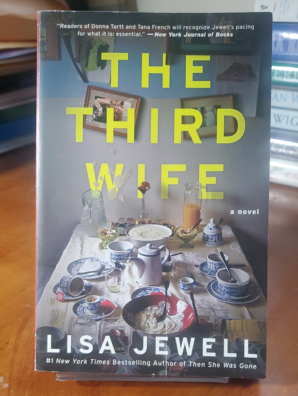 The Third Wife by Lisa Jewell- Paperback Novel (Blue/White Cover)